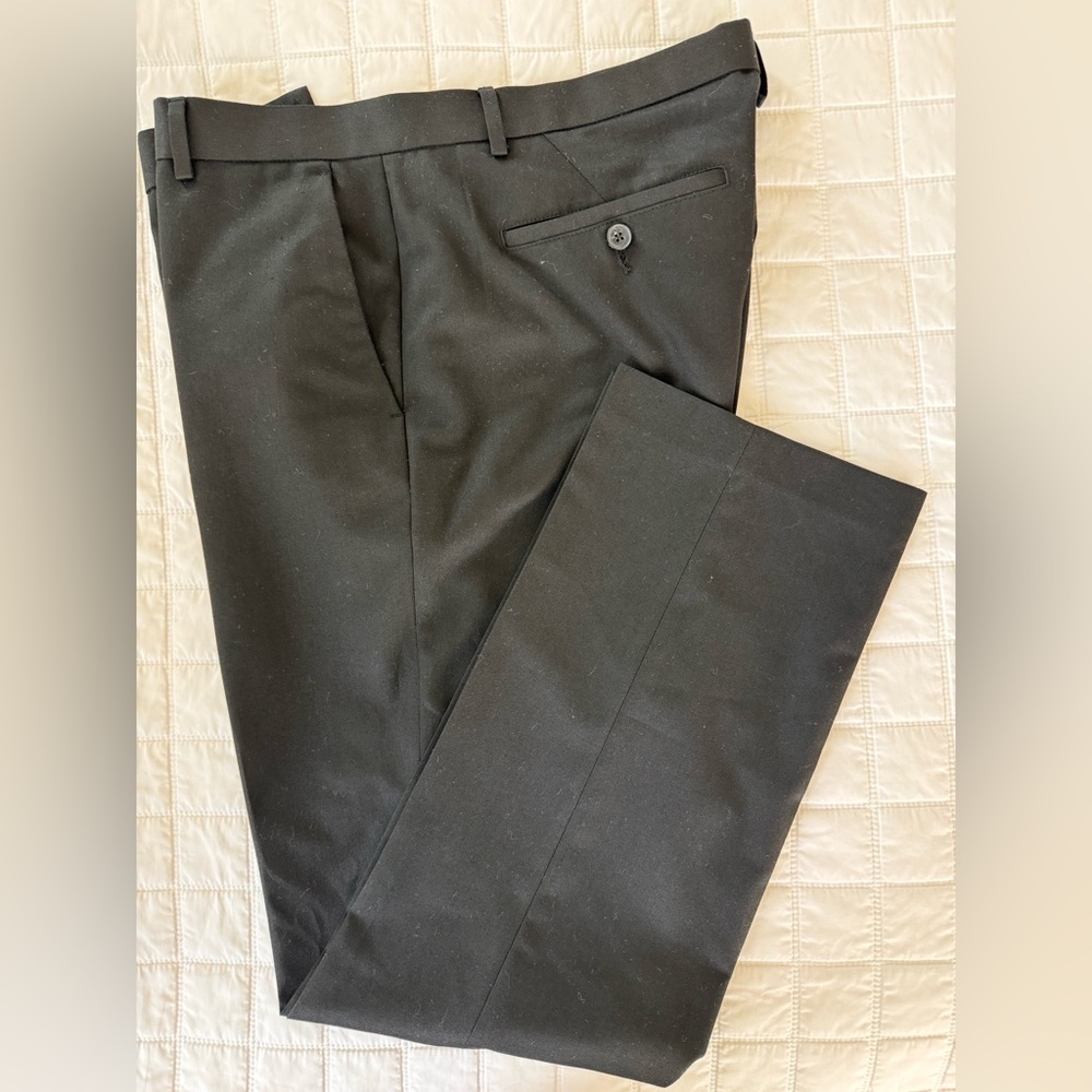 Calvin Klein men’s slim fit Trousers
